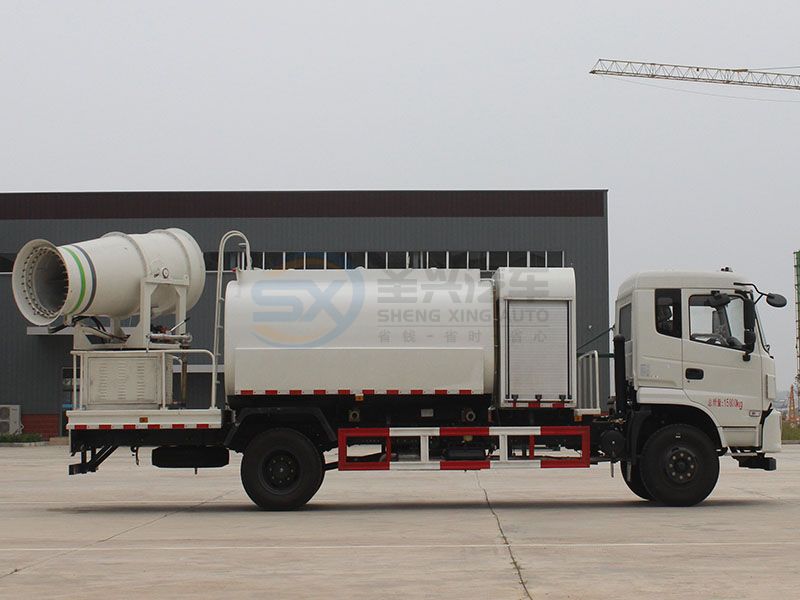 東風(fēng)商用60米多功能抑塵車