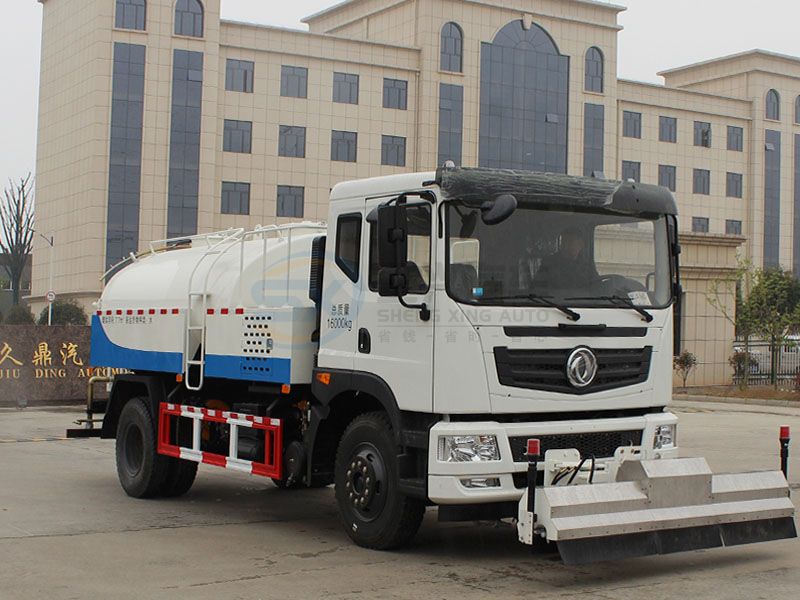 東風(fēng)T5路面高壓清洗車