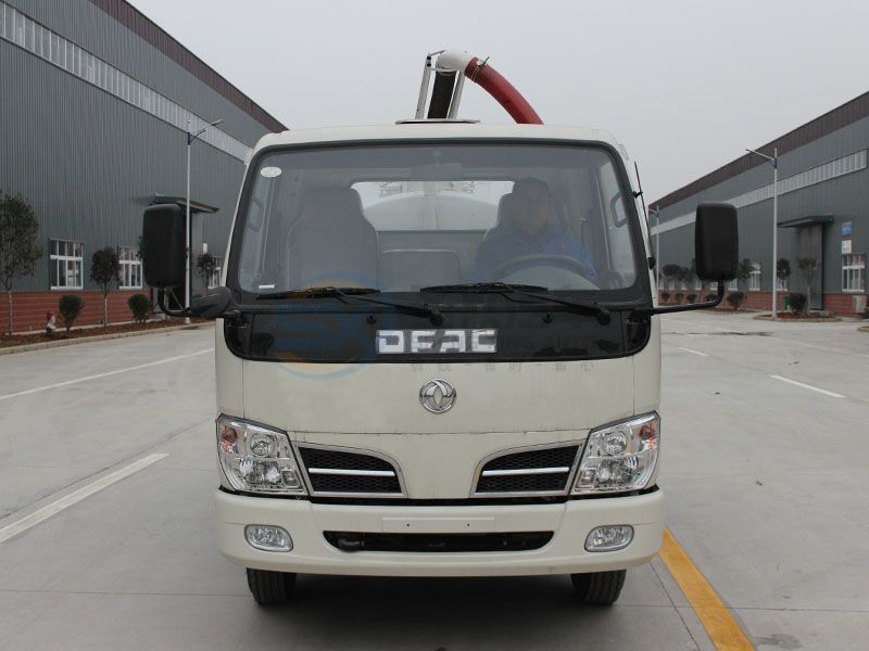 東風(fēng)福瑞卡5方吸糞車