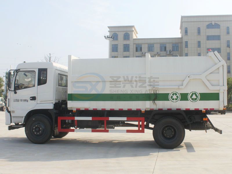 東風(fēng)專底對接垃圾車