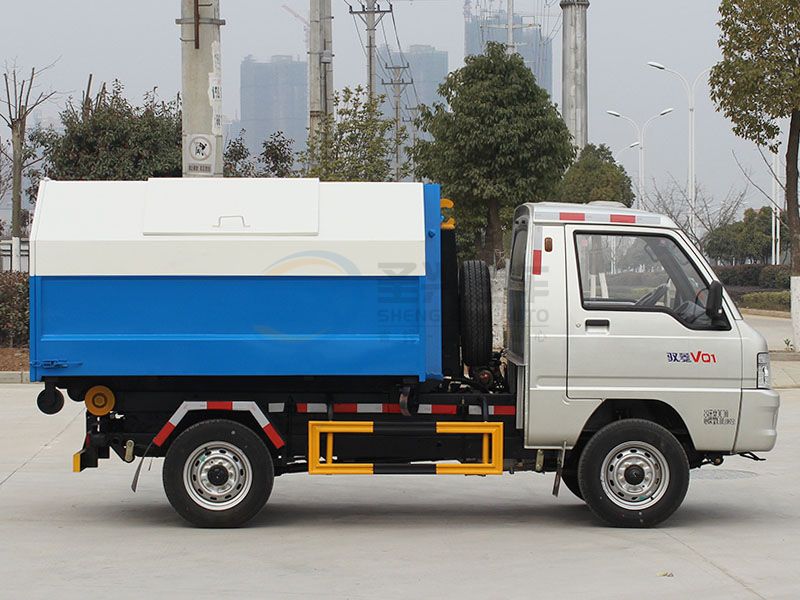 福田馭菱勾臂垃圾車(chē)