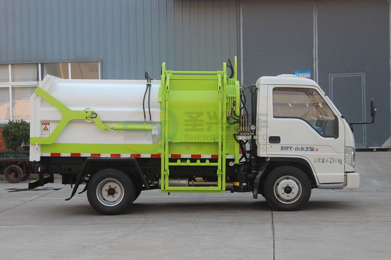 福田時(shí)代壓縮式掛桶垃圾車