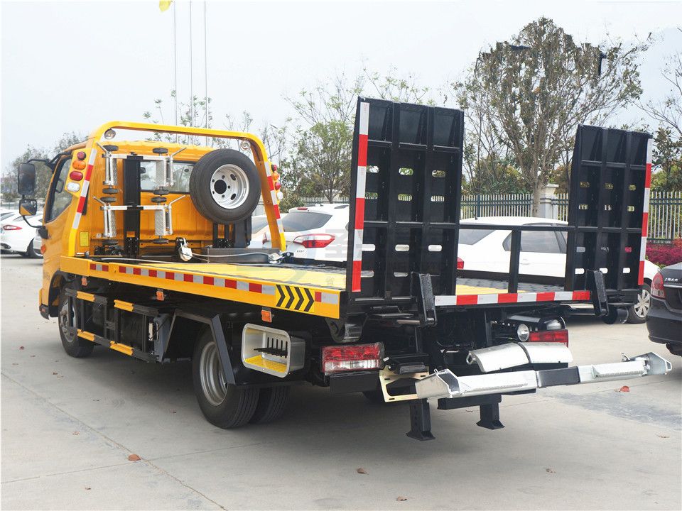 江淮駿嶺一拖二清障車