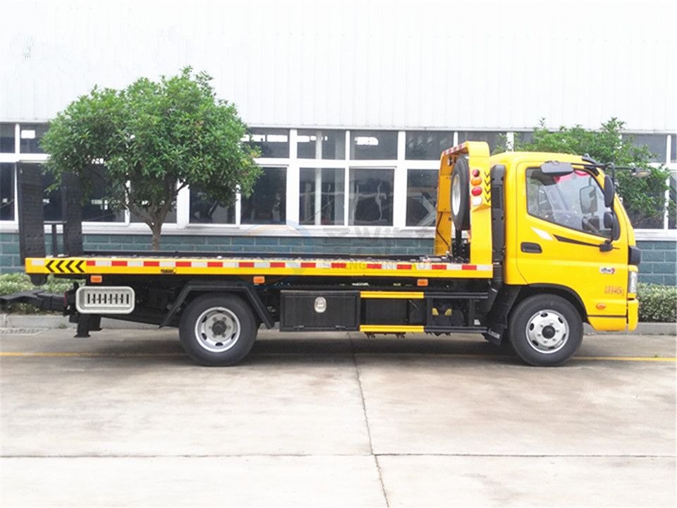 福田歐馬可一拖二清障車