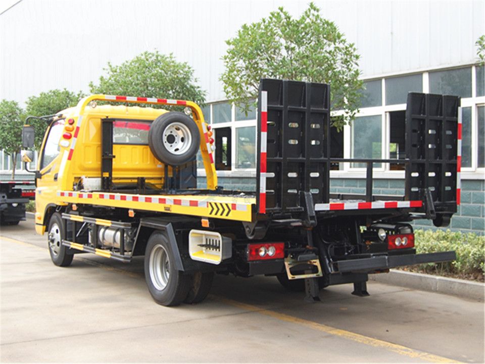 福田歐馬可一拖二清障車