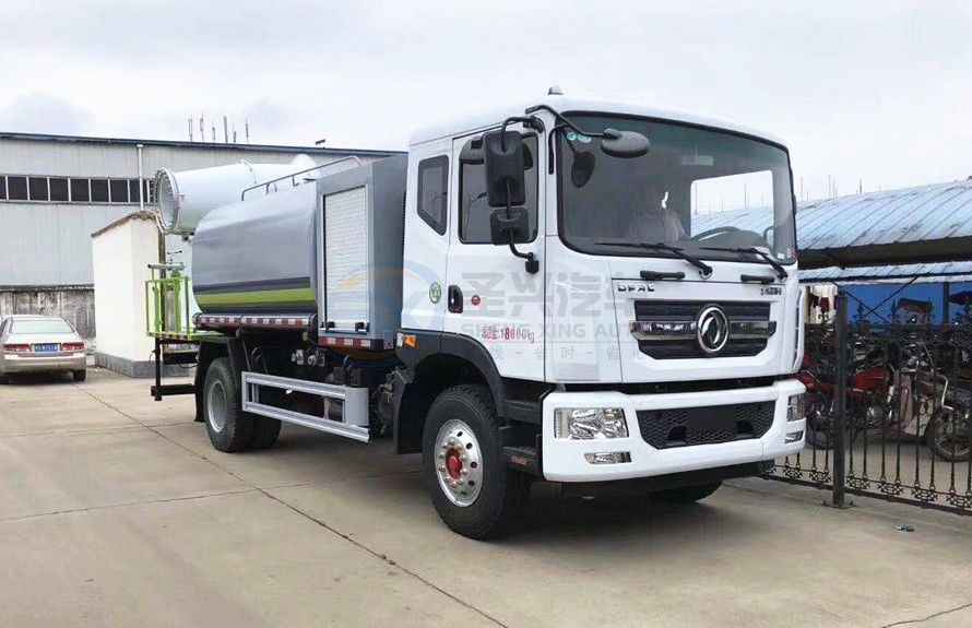 60米東風(fēng)多利卡D9抑塵車