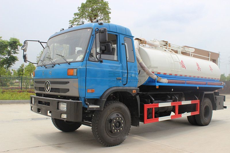 東風153型10方吸糞車