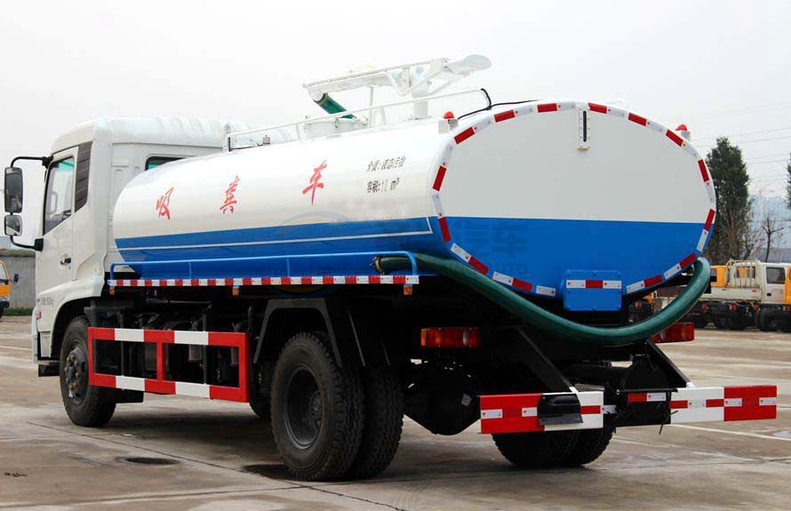 東風(fēng)天錦12方吸糞車