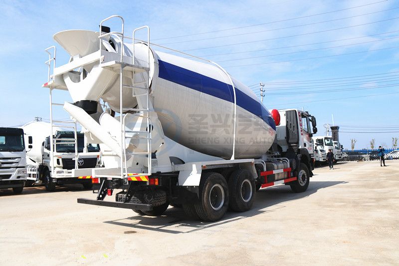 紅巖杰獅15方攪拌車