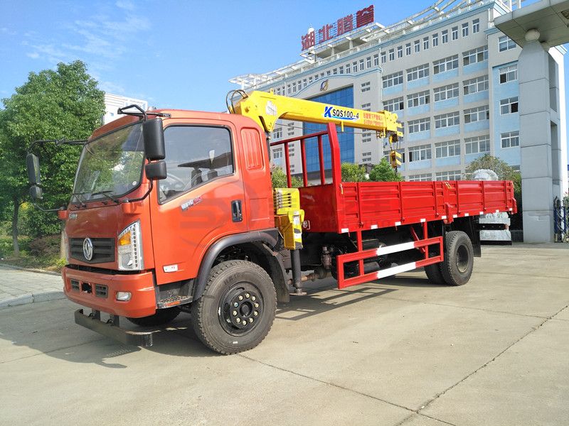 東風(fēng)御虎4噸隨車吊