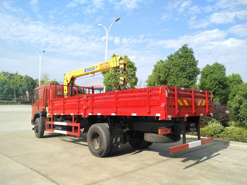 東風(fēng)御虎4噸隨車吊