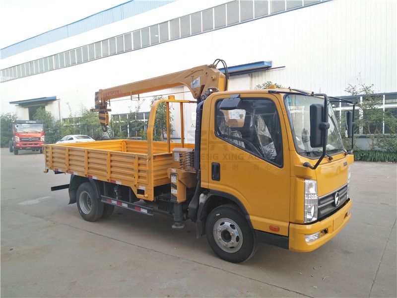 凱馬2噸隨車吊 凱馬2噸隨車吊