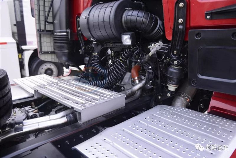 陜汽德龍X6000 (10)