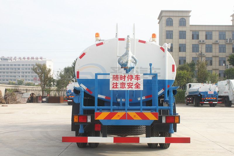 柳汽乘龍M3灑水車12.0立方