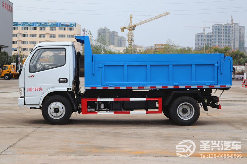 東風(fēng)多利卡密封式自卸垃圾車（選裝翼展蓋）