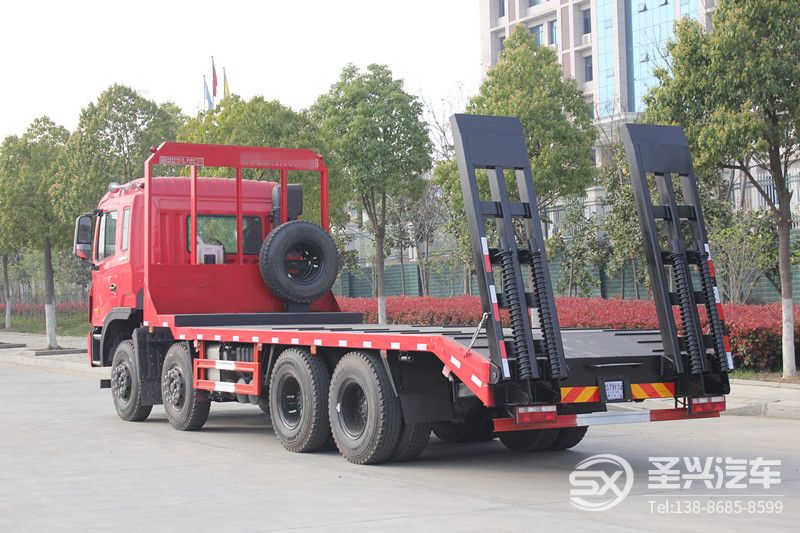 江淮K5前四后八底平板挖機(jī)運輸車