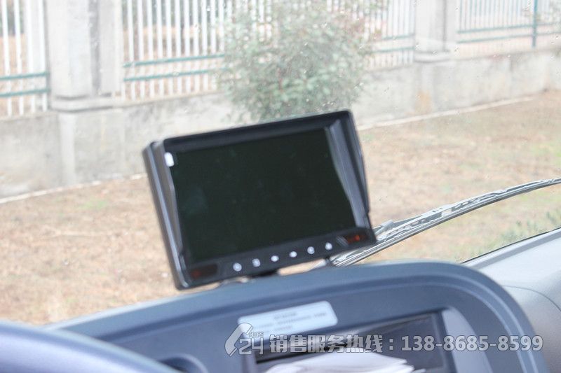 新款東風天錦9+7方洗掃車