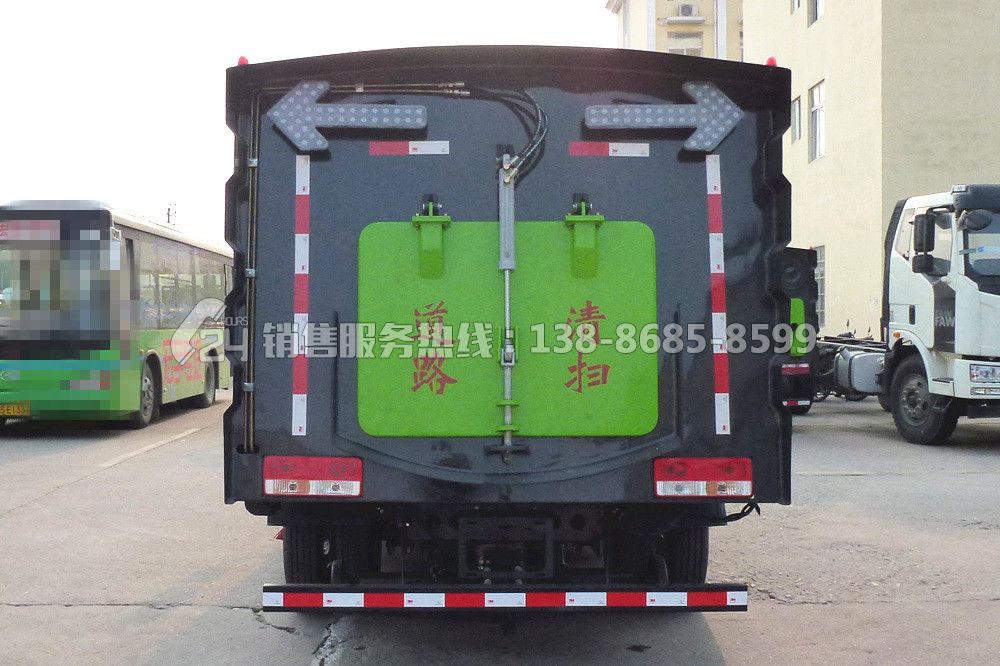 福田時代康瑞5噸掃路車