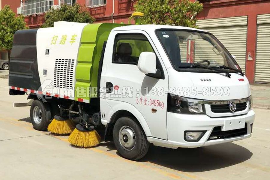 東風途逸2噸小型掃路車