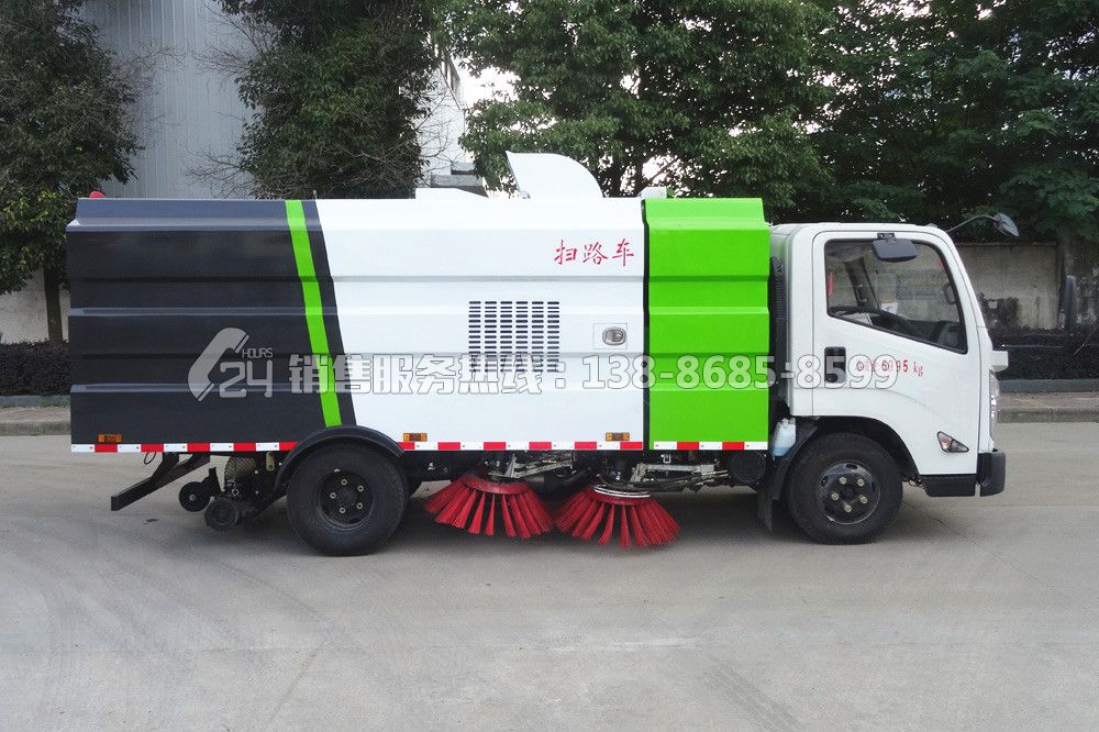 江鈴凱稅8噸掃路車