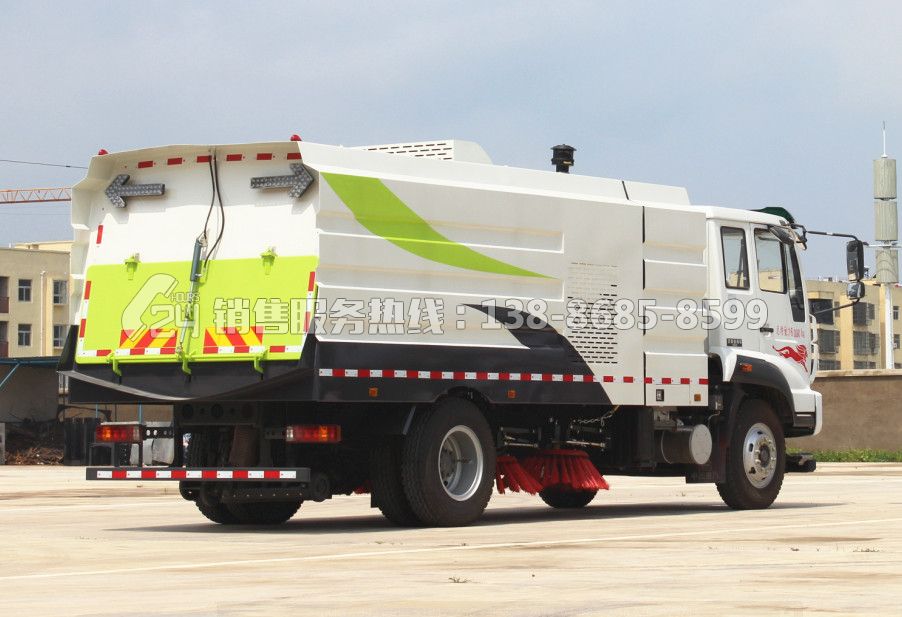 重汽斯太爾16噸掃路車