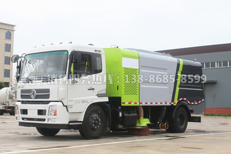 東風(fēng)天錦干式掃路車