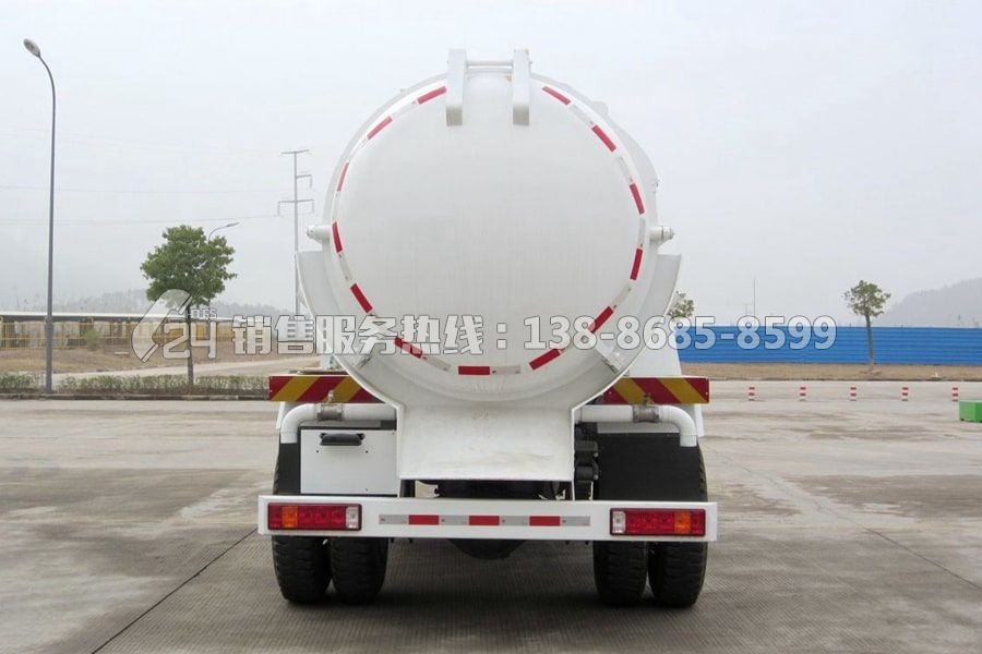 重汽豪曼10方餐廚垃圾車(chē)