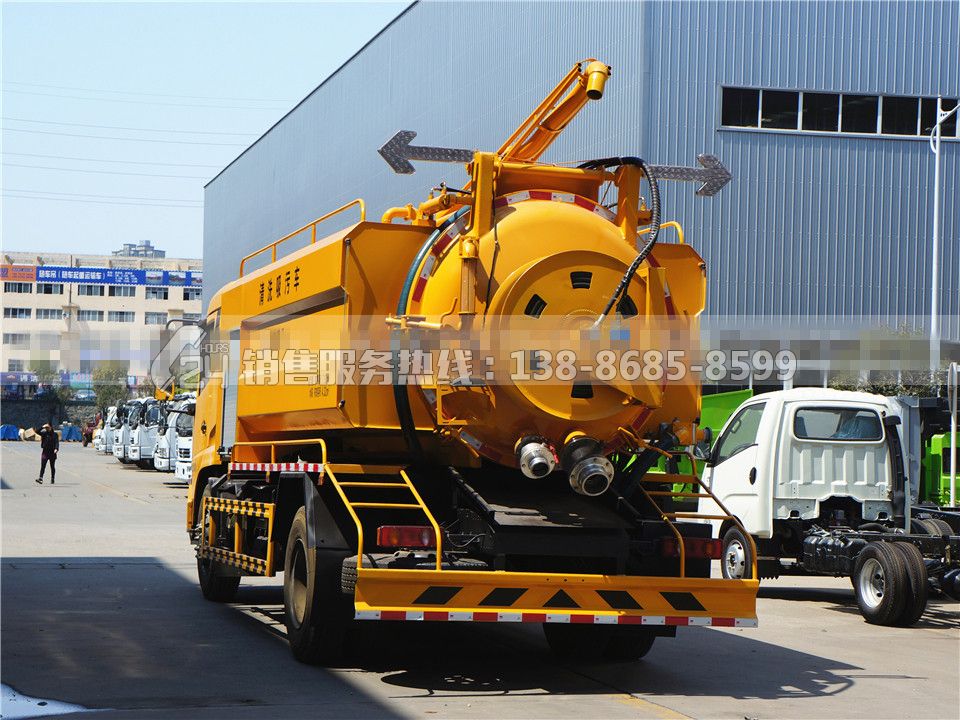 東風(fēng)天錦清洗吸污車12方