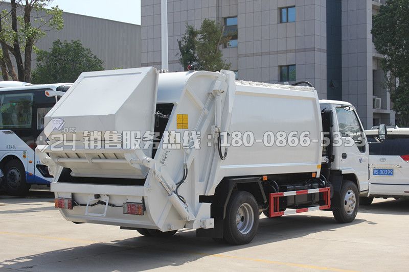 慶鈴五十鈴5方后裝壓縮式垃圾車