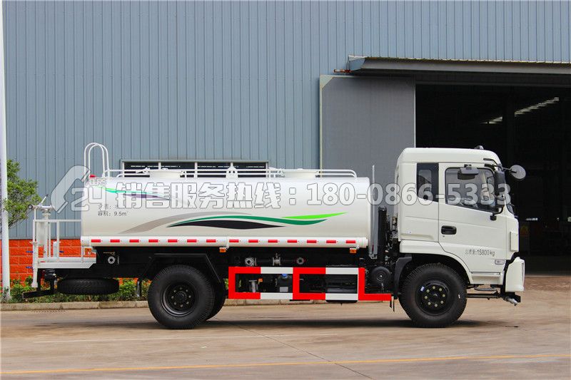 東風(fēng)專底D913灑水車10方
