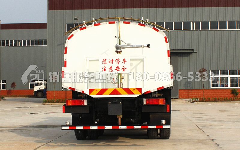 東風T5后雙橋灑水車20立方