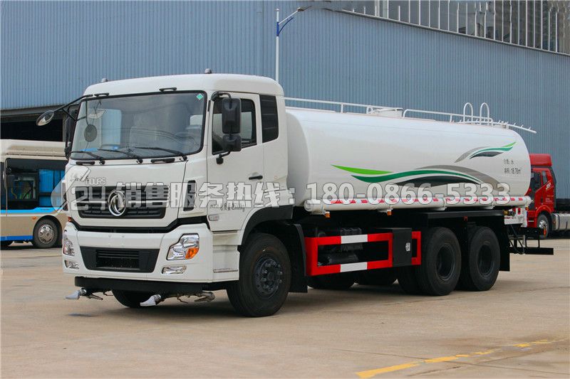 東風(fēng)天龍?zhí)忑埡箅p橋?yàn)⑺?0立方