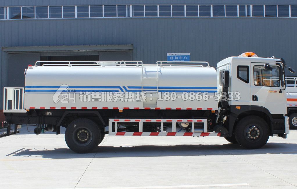 東風(fēng)T5型灑水車14.5立方