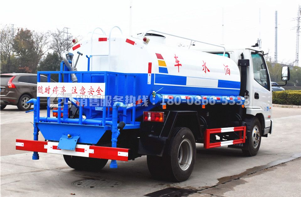 凱馬福運(yùn)來(lái)5方灑水車