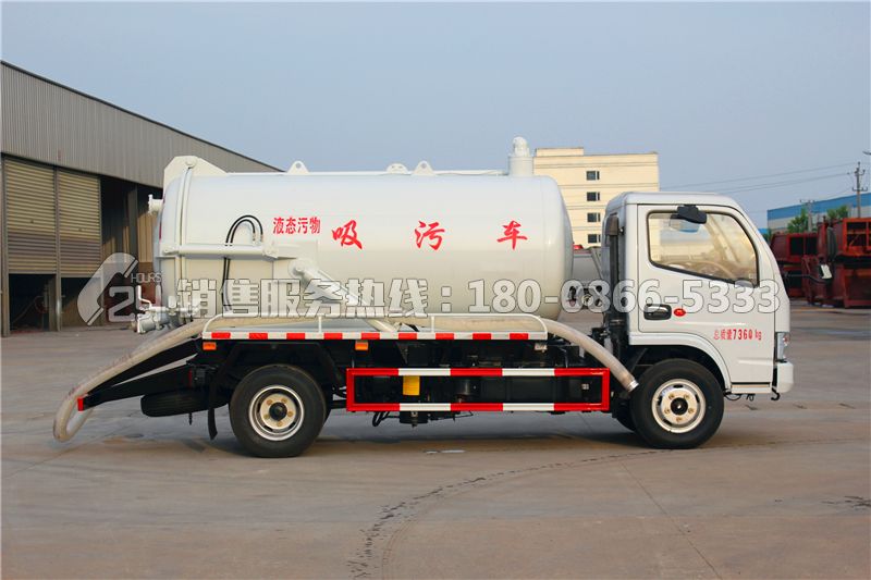 東風(fēng)多利卡D6吸污車4方