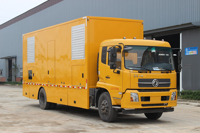 東風(fēng)天錦移動應(yīng)急電源車