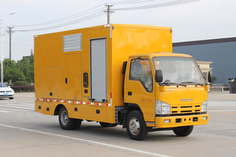 慶鈴ELF應(yīng)急電源車