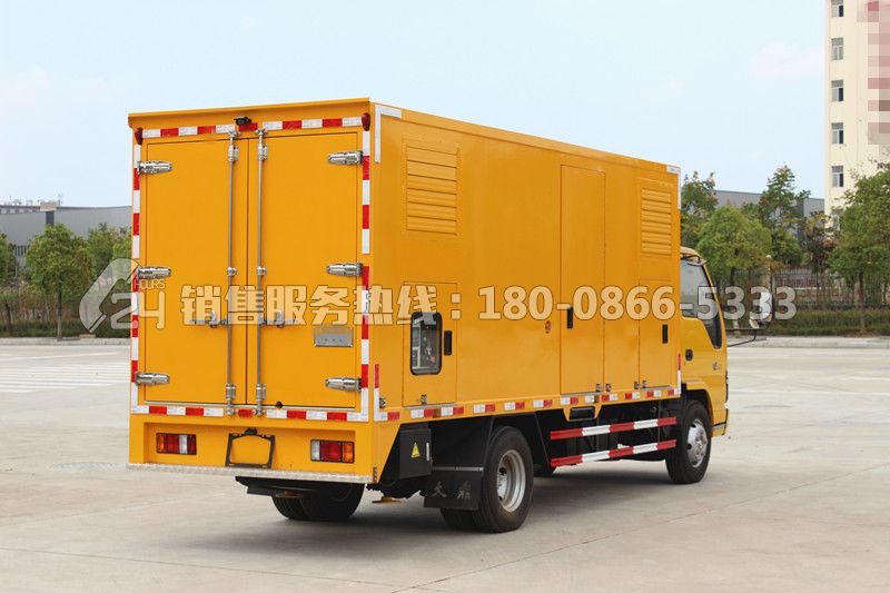 慶鈴五十鈴應(yīng)急電源車