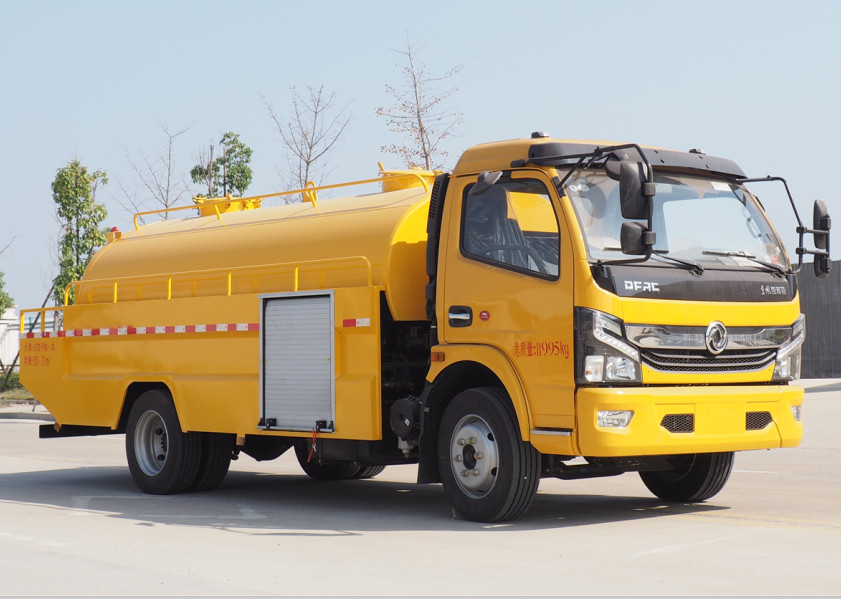 國六-東風大多利卡高壓清洗車2.8+6方