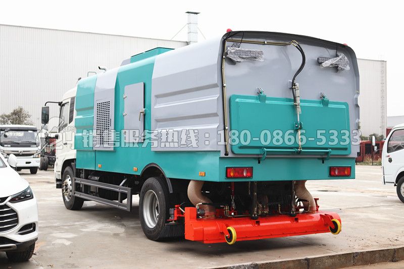 東風(fēng)天錦后置吸塵車3+7方