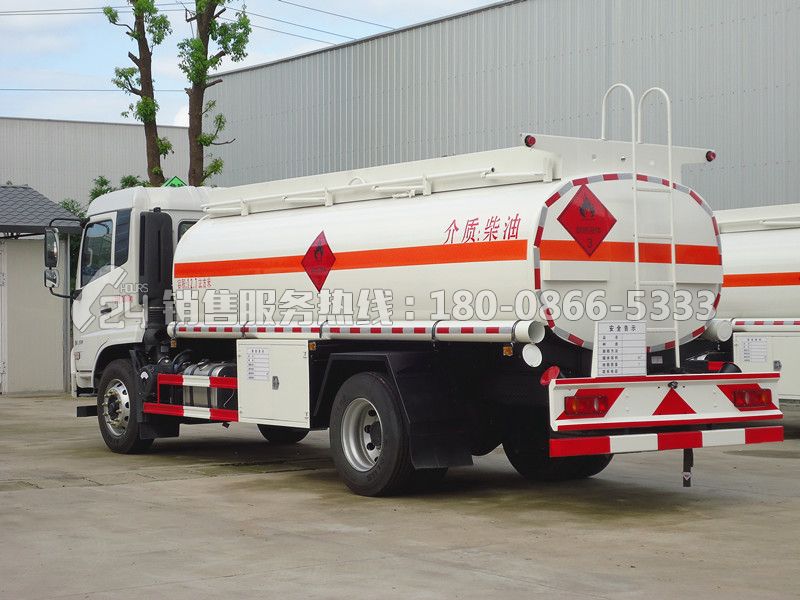 國六-東風(fēng)天錦VR運油車