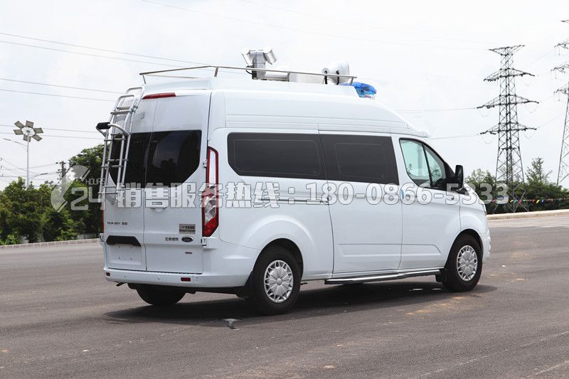 國(guó)六-江鈴福特全順道路檢測(cè)車(chē)