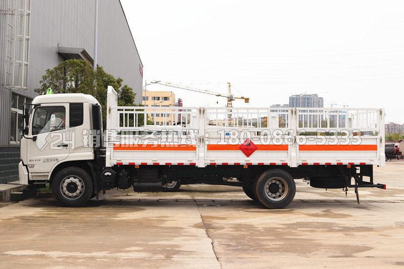 國六-東風(fēng)天錦氣瓶運(yùn)輸車