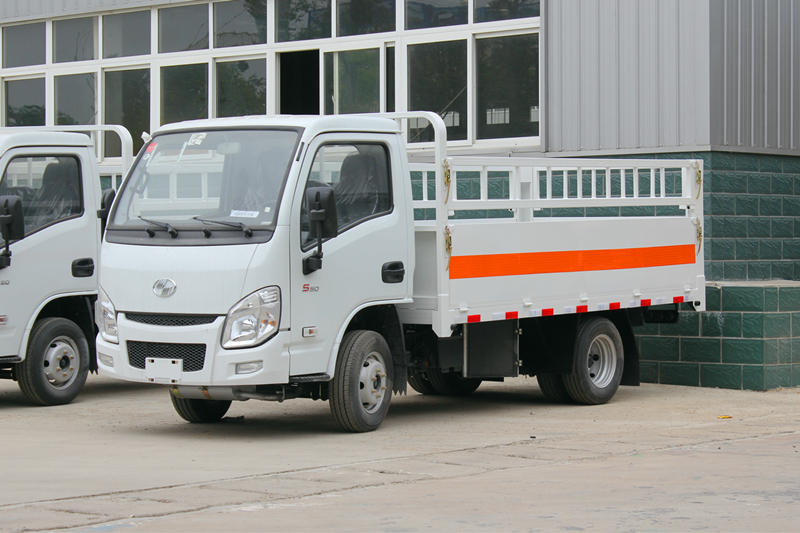 國六-躍進(jìn)小福星3米3氣瓶運(yùn)輸車