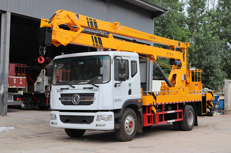 東風(fēng)多利卡D9 22米高空作業(yè)車