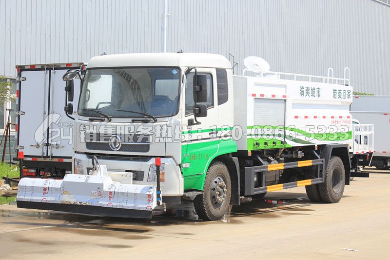 東風(fēng)天錦路面清洗車