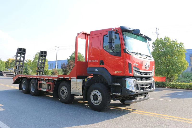 東風(fēng)柳汽乘龍H5前四后八底平板車