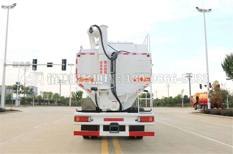 國六-柳汽乘龍H5三軸散裝飼料車32m3