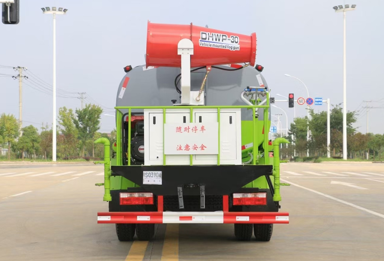 國六-東風(fēng)福瑞卡灑水車8方