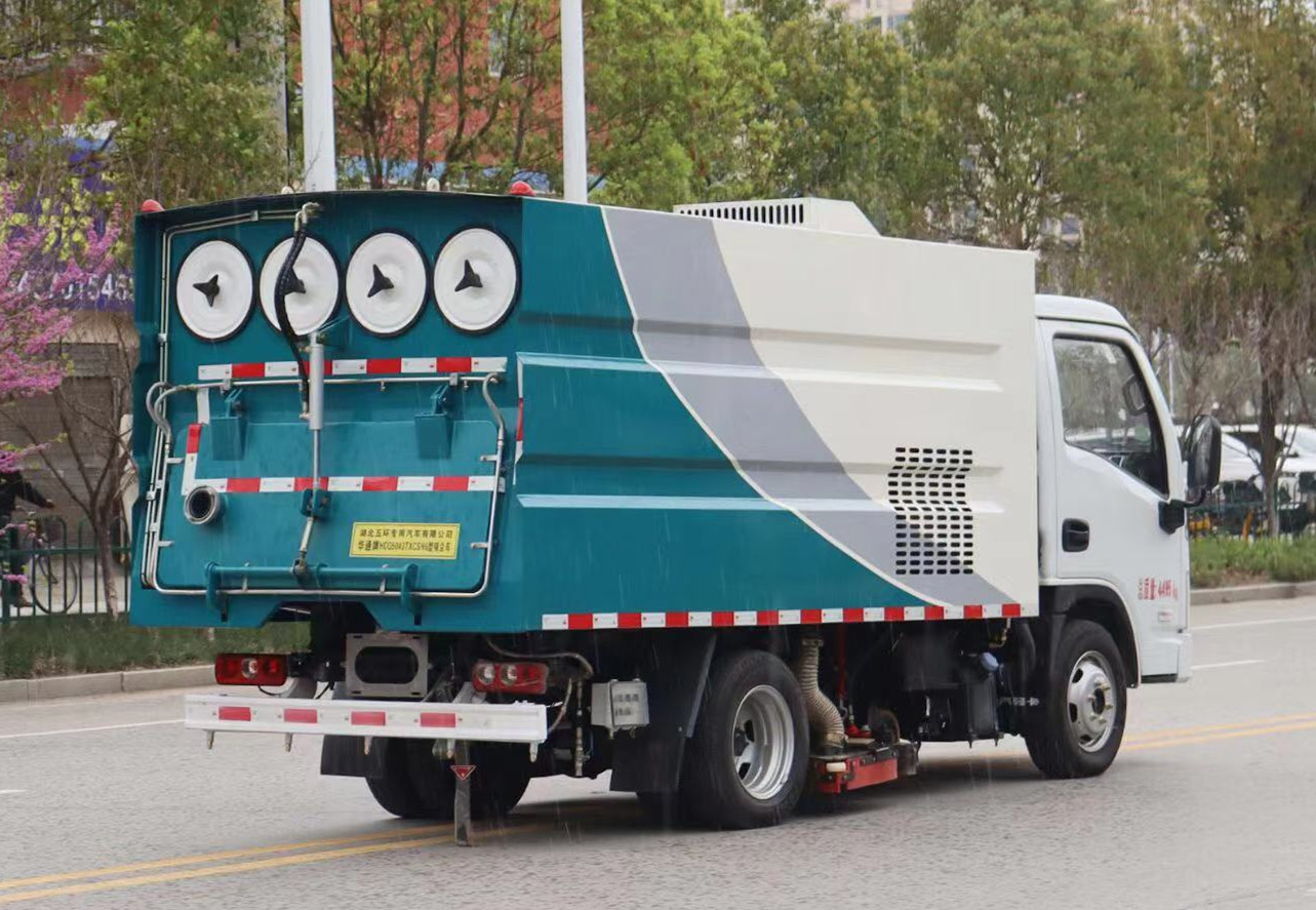 躍進S80吸塵車0.5+2.0方